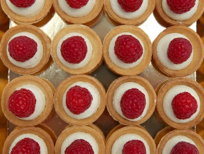 Chez Bogato - Pâtisserie Paris - Mini Tartelettes Vanille Framboise