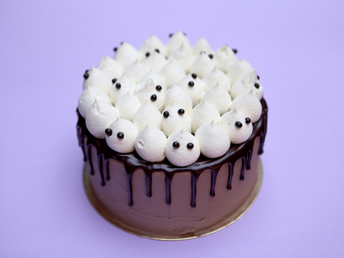 Chez Bogato - Gâteau chocoboooh - Halloween. Moelleux chocolat doux & chocolat blanc